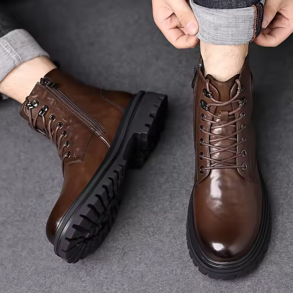 Bota Masculina de Couro Lorennzi Montelo 6