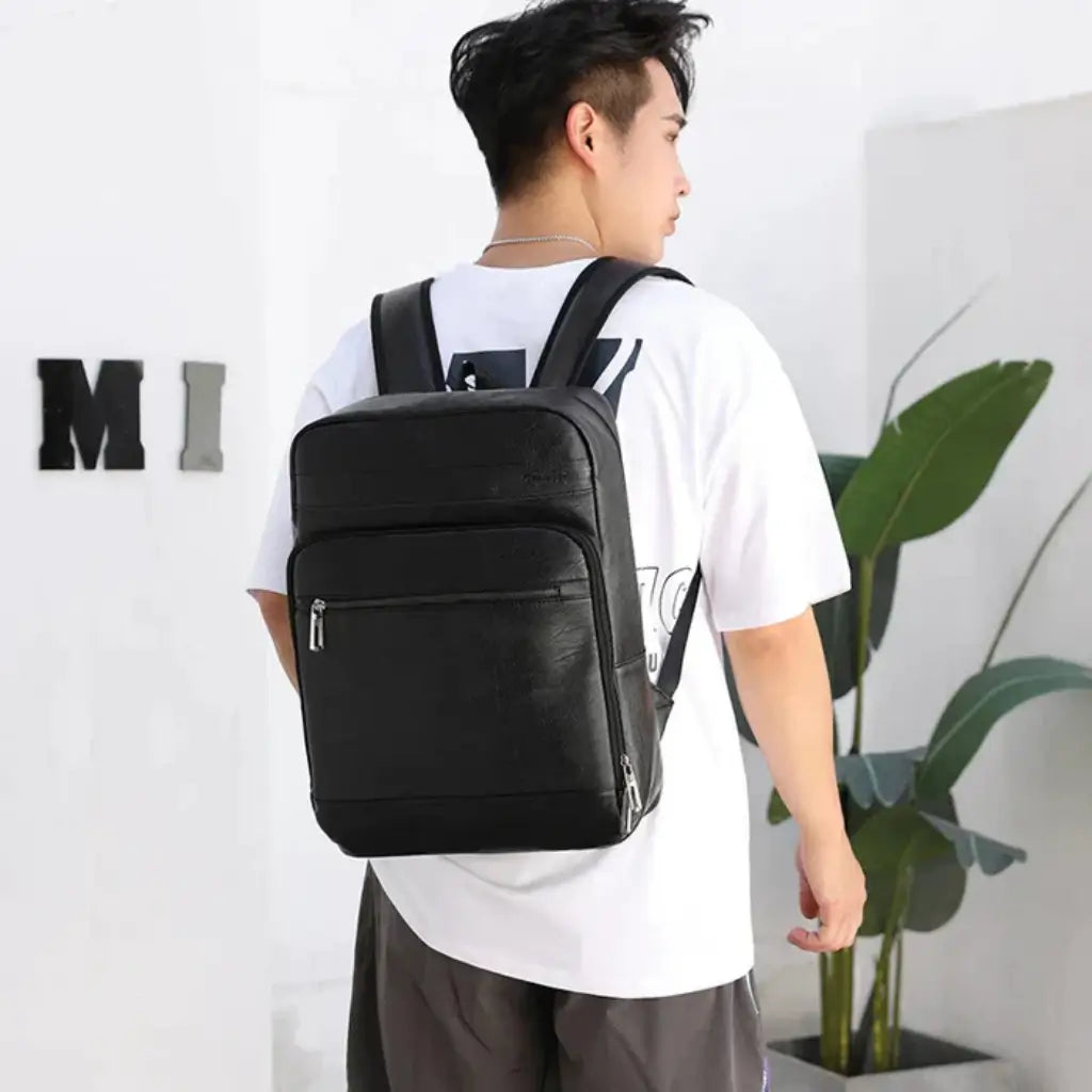 Mochila Masculina em Couro Torino Lorennzi 7