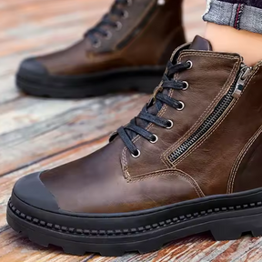 Bota Masculina de Couro Lorennzi Core 4