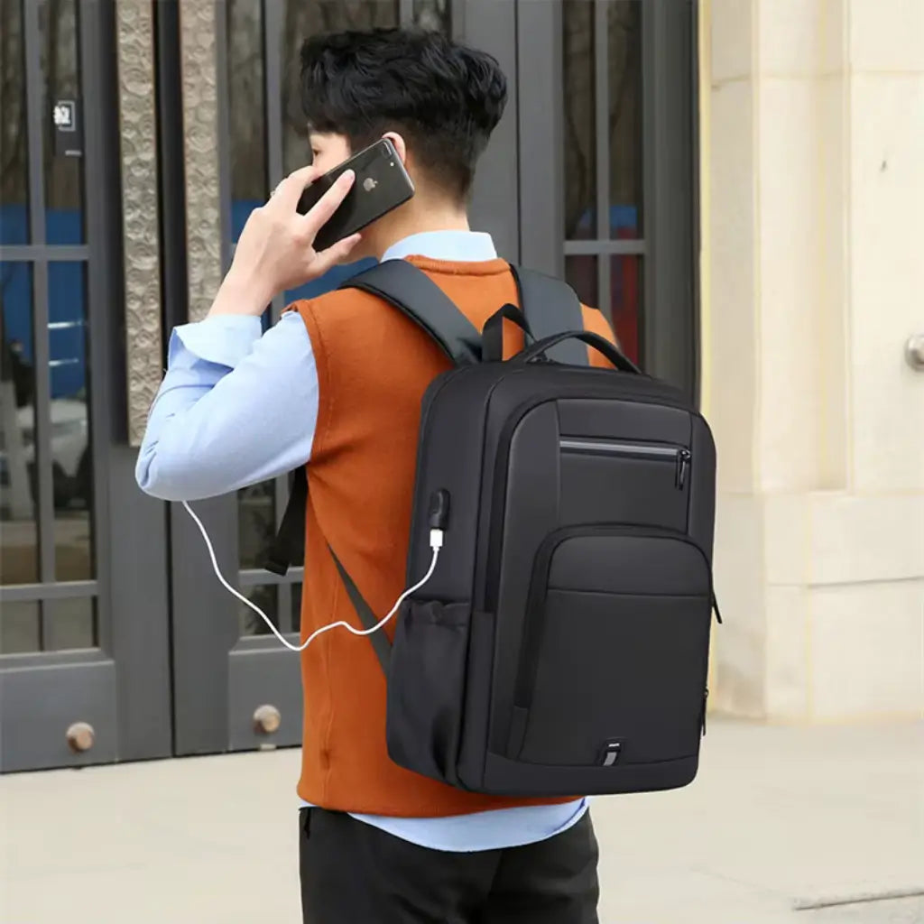 Mochila com Saída USB para Notebook 17" Lorennzi 2