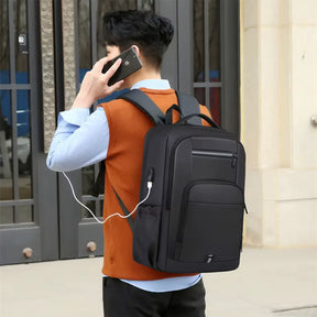 Mochila com Saída USB para Notebook 17" Lorennzi 2